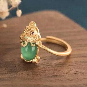 Green Jade Dragon turtle Ring Luck Charm for Men & Women Amulet Chalcedony